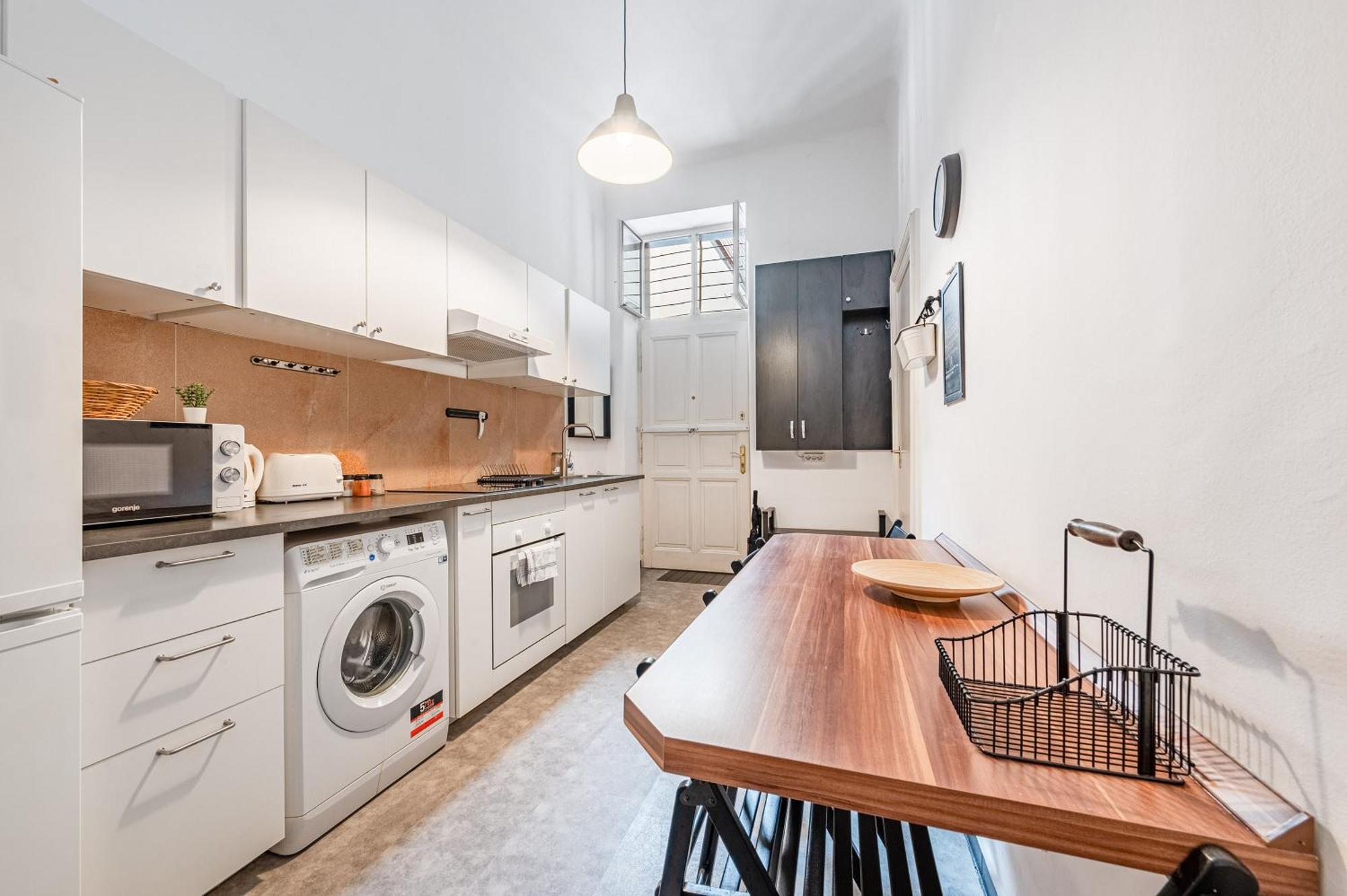 Eotvos 25 Apartment Budapest Exteriör bild